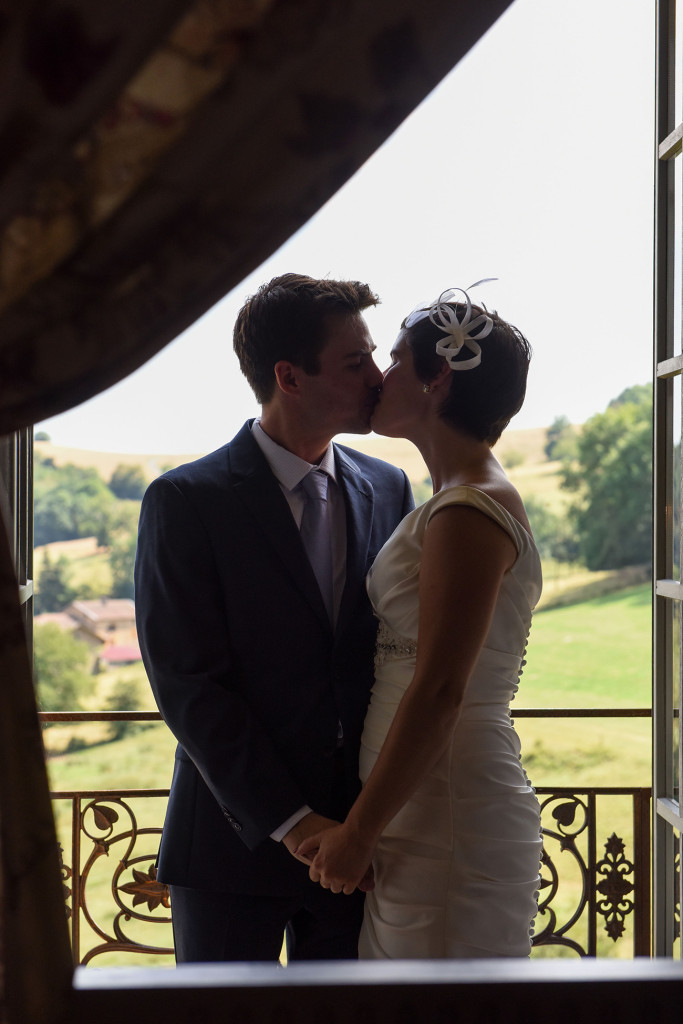 French couple kissing at the Pranemoux Castle France