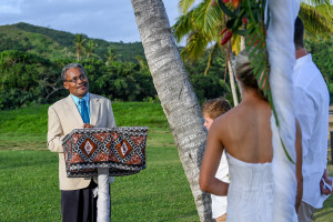 The Fiji celebrant officiates the wedding