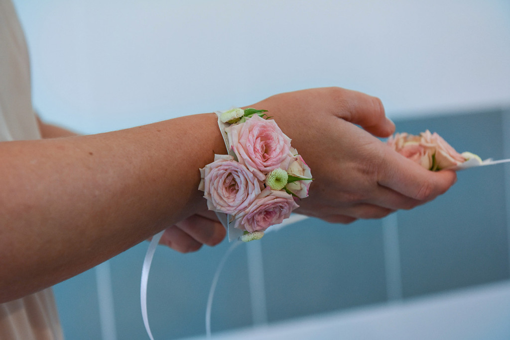 wrist flowers for the bridemaids