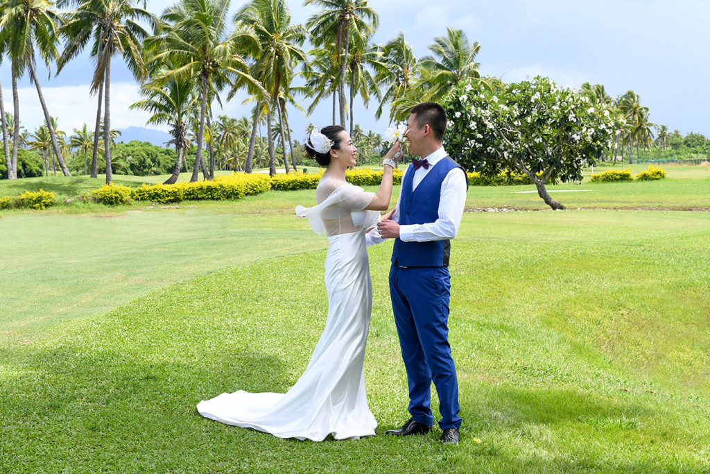 The couple is at the golf course in Denerau, Nadi Fiji.