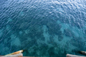 Stunning blue seas captured by Anais Chaine Fiji photographer
