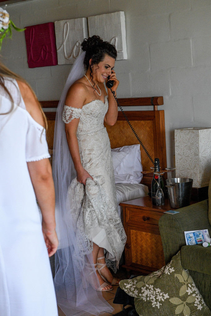 Bride's last minute morning phonecall