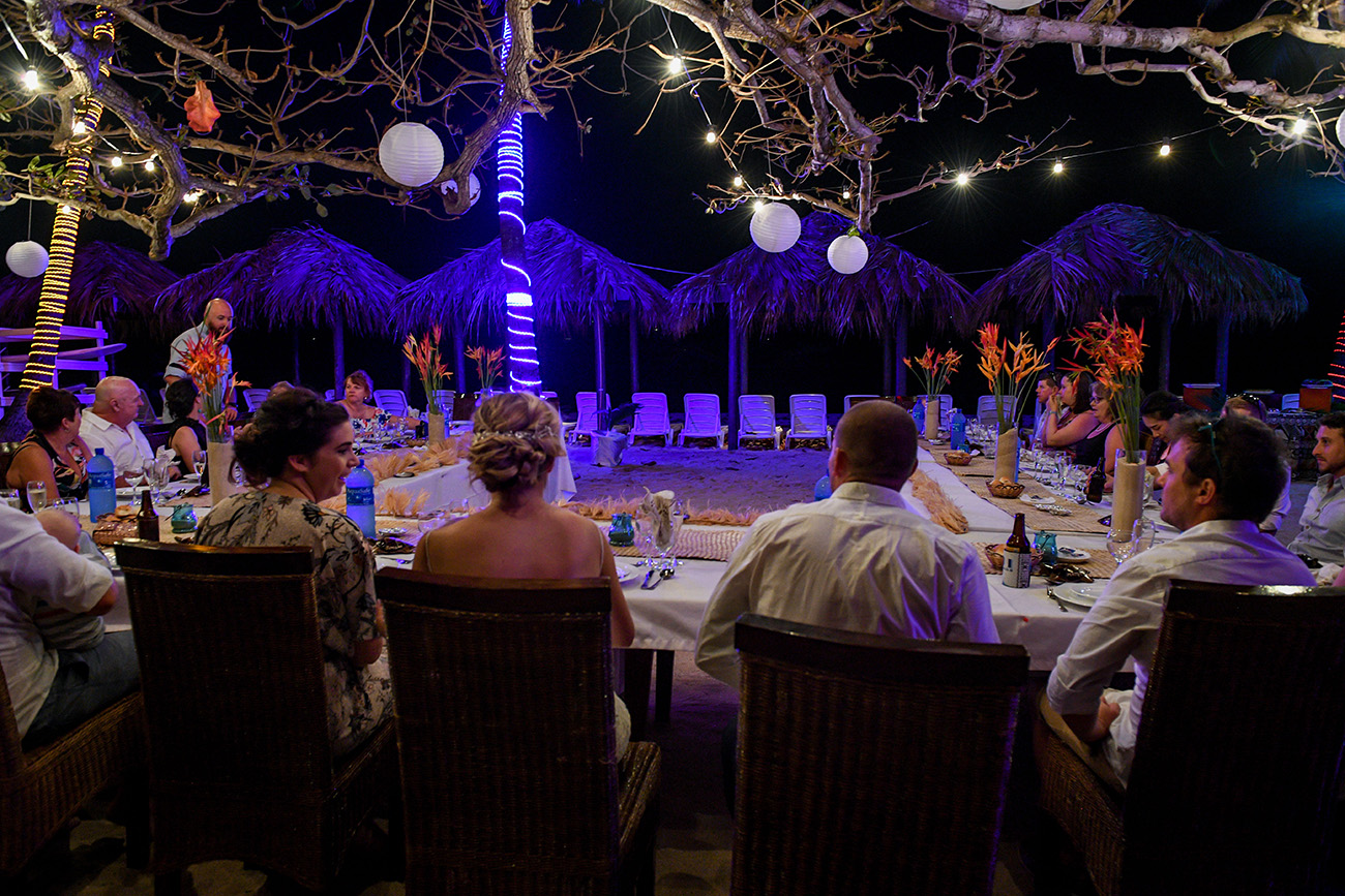 Colourful outdoor wedding reception at the Plantation Island Resort