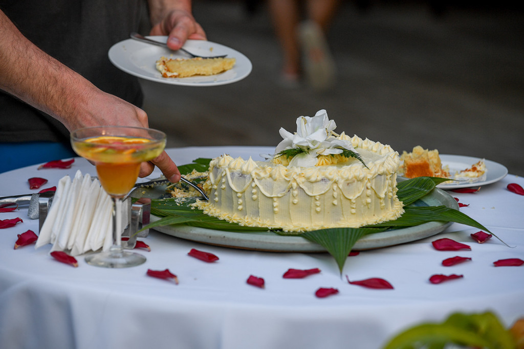 Wedding cake, Matangi island resort, Fiji