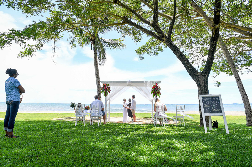 Breathtaking wedding venue overlooking the Pacific ocean