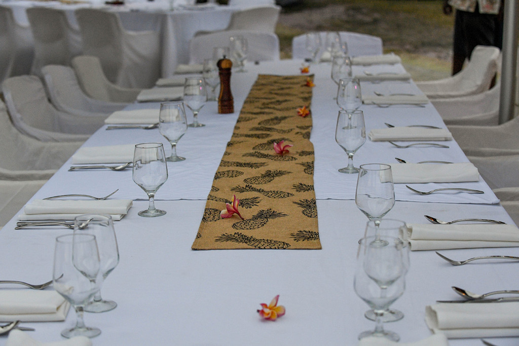 A meticulously set up traditional Fiji table for the wedding reception