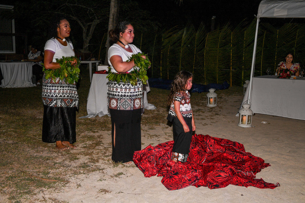 Traditional Fiji performance by the groom's family